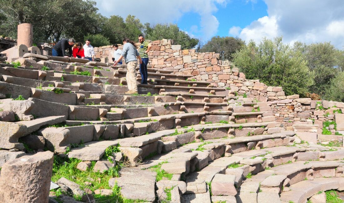 MANİSA – Yunusemre ilçesinde yer alan 2 bin 700 yıllık