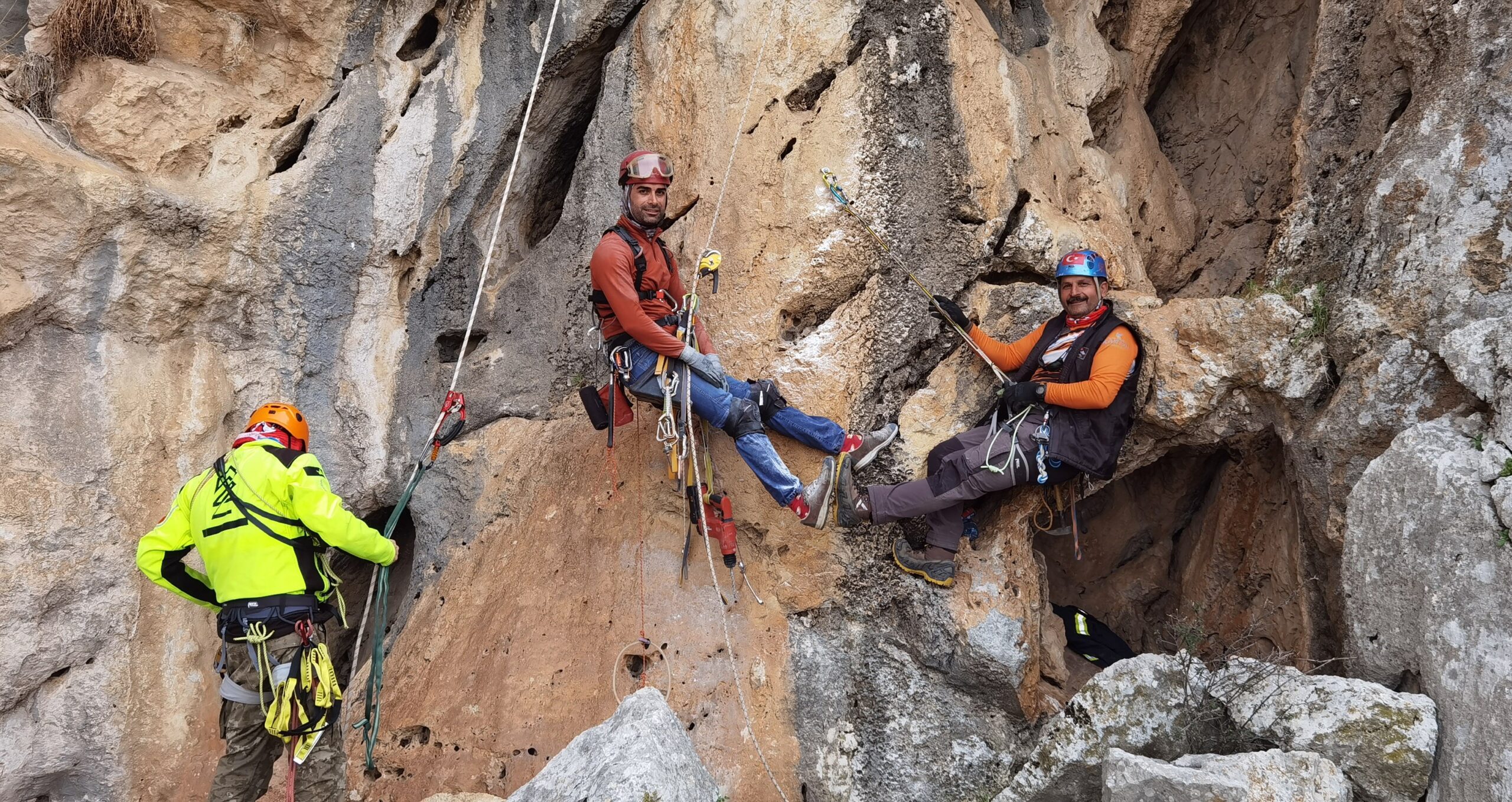 Osmaniye’de, Ceyhan Nehri kıyısında yer alan Karatepe-Aslantaş Milli Parkı sınırları