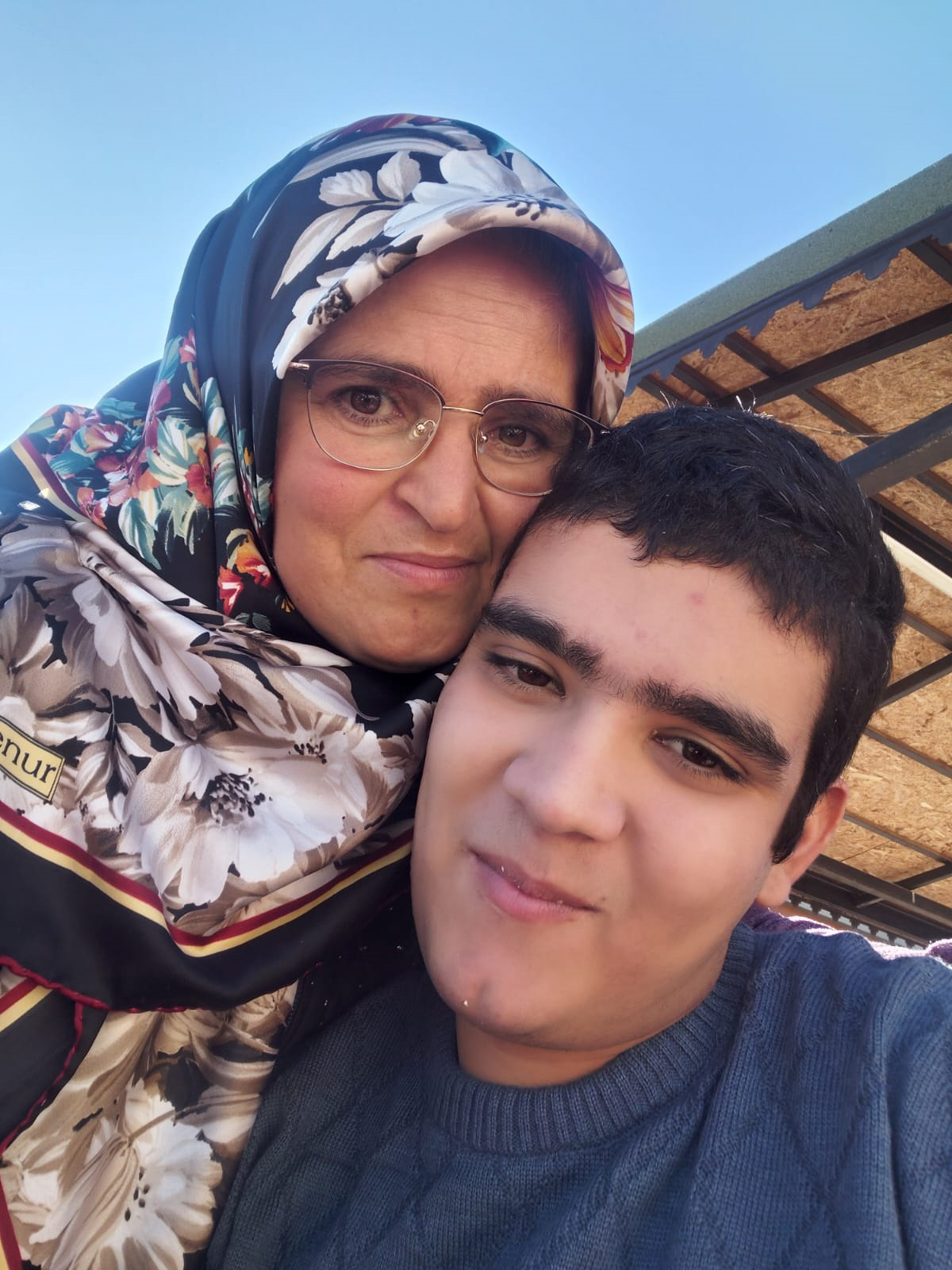 Antalya’da yaşayan Kinvan ailesi, ağır otizmli 20 yaşındaki oğulları Muhammet’in