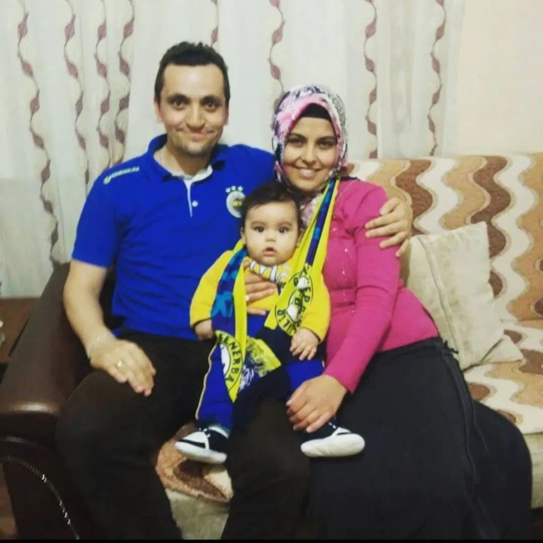 KARAMAN-Konya kara yolunda sürücüsünün kontrolünden çıkan otomobilin bariyerlere çarpması sonucu