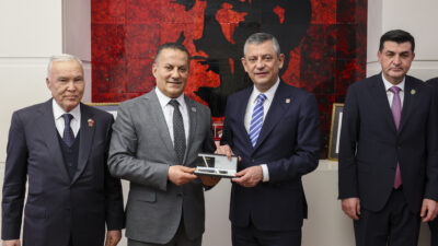Cumhuriyet Halk Partisi (CHP) Genel Başkanı Özgür Özel, parti genel