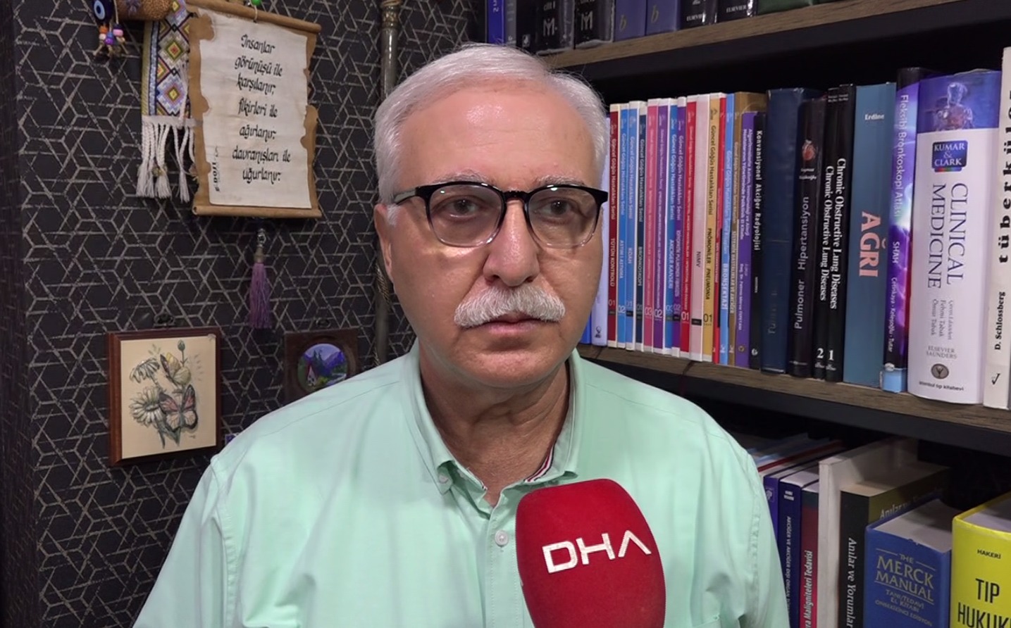 Göğüs Hastalıkları Uzmanı Prof. Dr. Tevfik Özlü, Ramazan ayının başlamasıyla