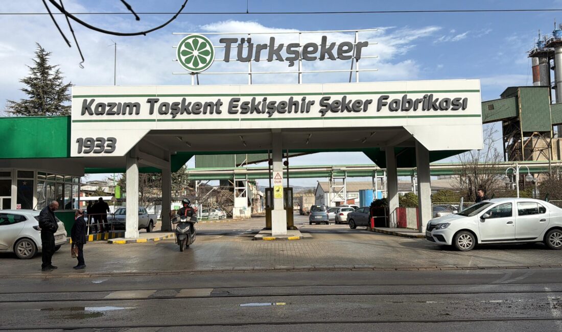 Eskişehir’deki şeker fabrikasında, döküm işlemi sırasında meydana gelen cüruf patlaması