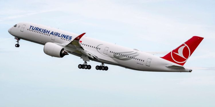 İngiltere’nin en yoğun hava trafiğine ev sahipliği yapan Heathrow Havalimanı’nda