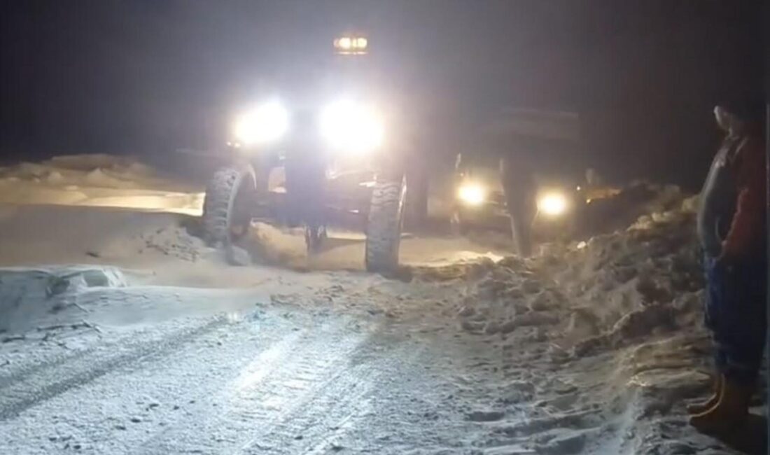 Kars’ın Kağızman ilçesinde etkili olan şiddetli tipi, ulaşımda aksamalara neden