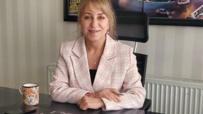 &nbsp; Bağımlılıkla mücadele… Kulağa güçlü geliyor. Toplantılara dışarıdan bakınca da