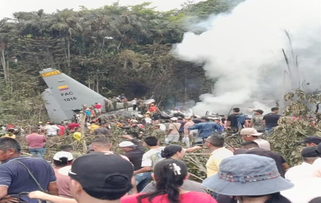 Kolombiya’nın güneyinde meydana gelen askeri nakliye uçağı kazasında bilanço ağırlaşıyor.