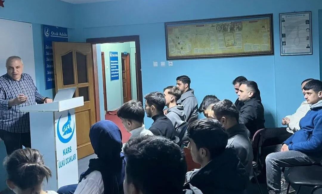 Yeşilay Kars Şubesi, bağımlılıkla mücadele yılı kapsamında önemli bir farkındalık