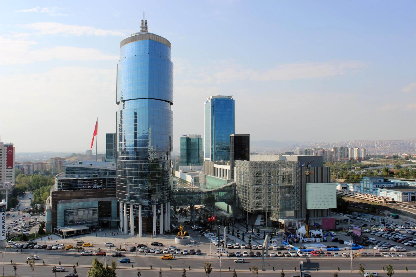 Ankara’nın Yenimahalle ilçesinde faaliyet gösteren bir alışveriş merkezi (AVM), son