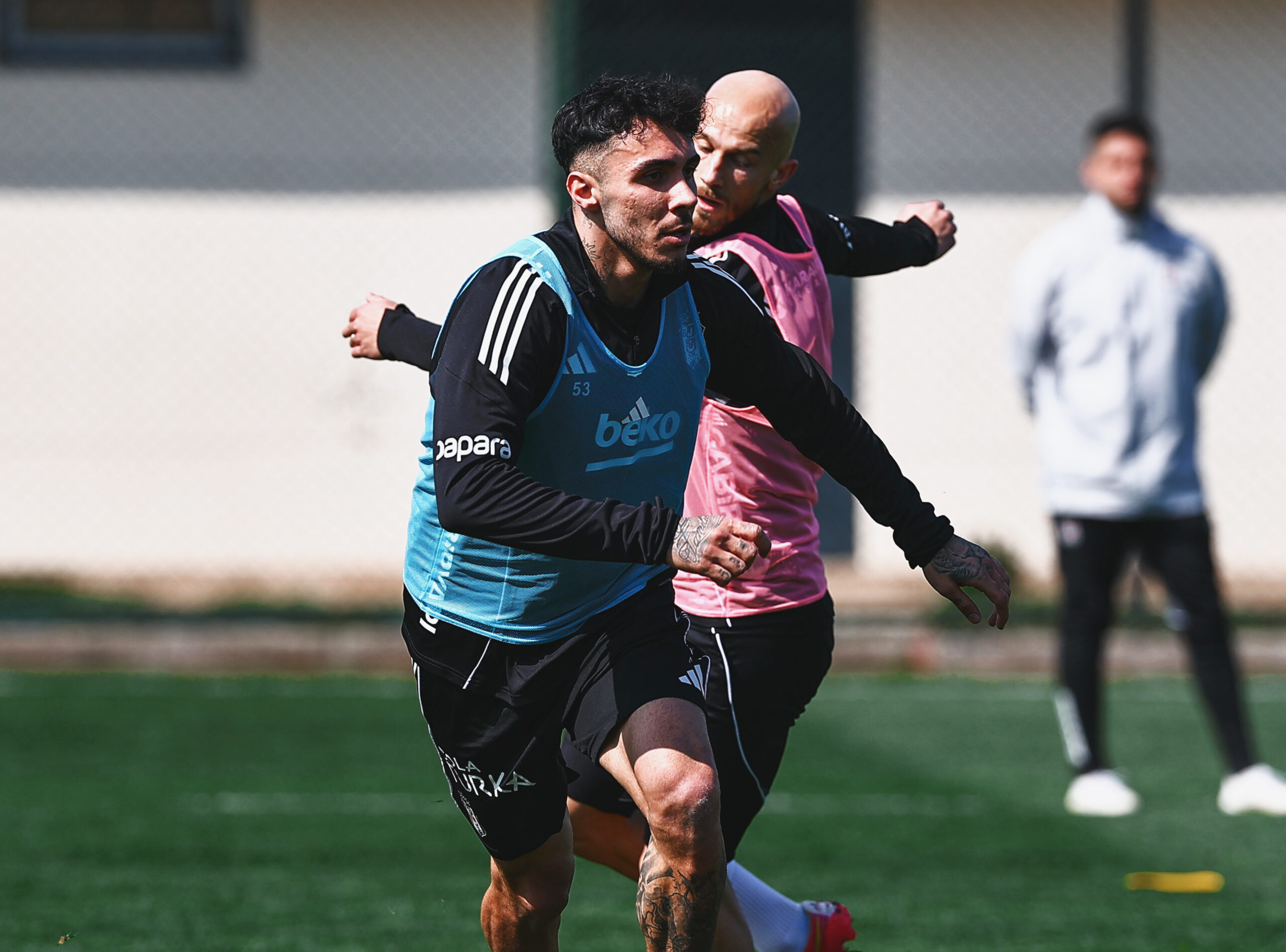 Beşiktaş, Süper Lig’in 28’inci haftasında deplasmanda karşılaşacağı Fenerbahçe derbisinin hazırlıklarına