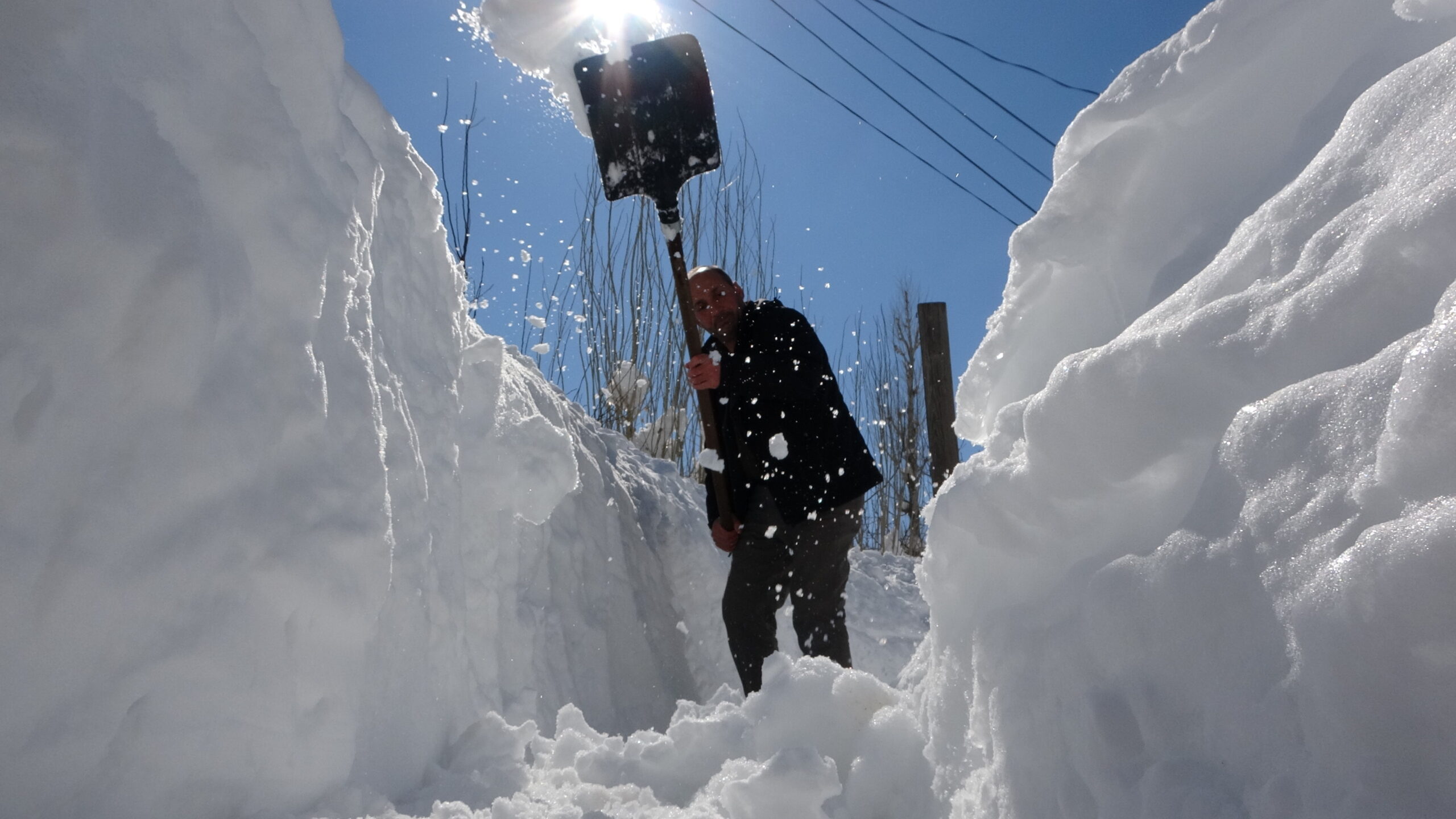 Bitlis’te mart ayında etkili olan yoğun kar yağışı hayatı olumsuz
