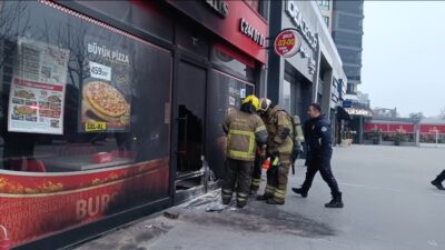 Bursa’nın Nilüfer ilçesinde, bir pizza zincirinin iki farklı şubesi aynı
