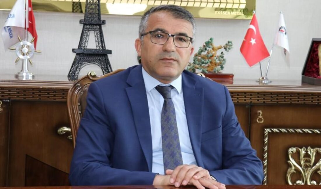 Van Organize Sanayi Bölgesi (OSB) Yönetim Kurulu Başkanı Memet Aslan,