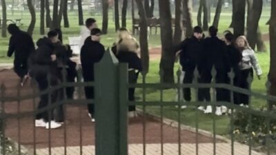  Kağıthane Hasbahçe’de lise öğrencisi iki grup arasında çıkan tartışma, tekme