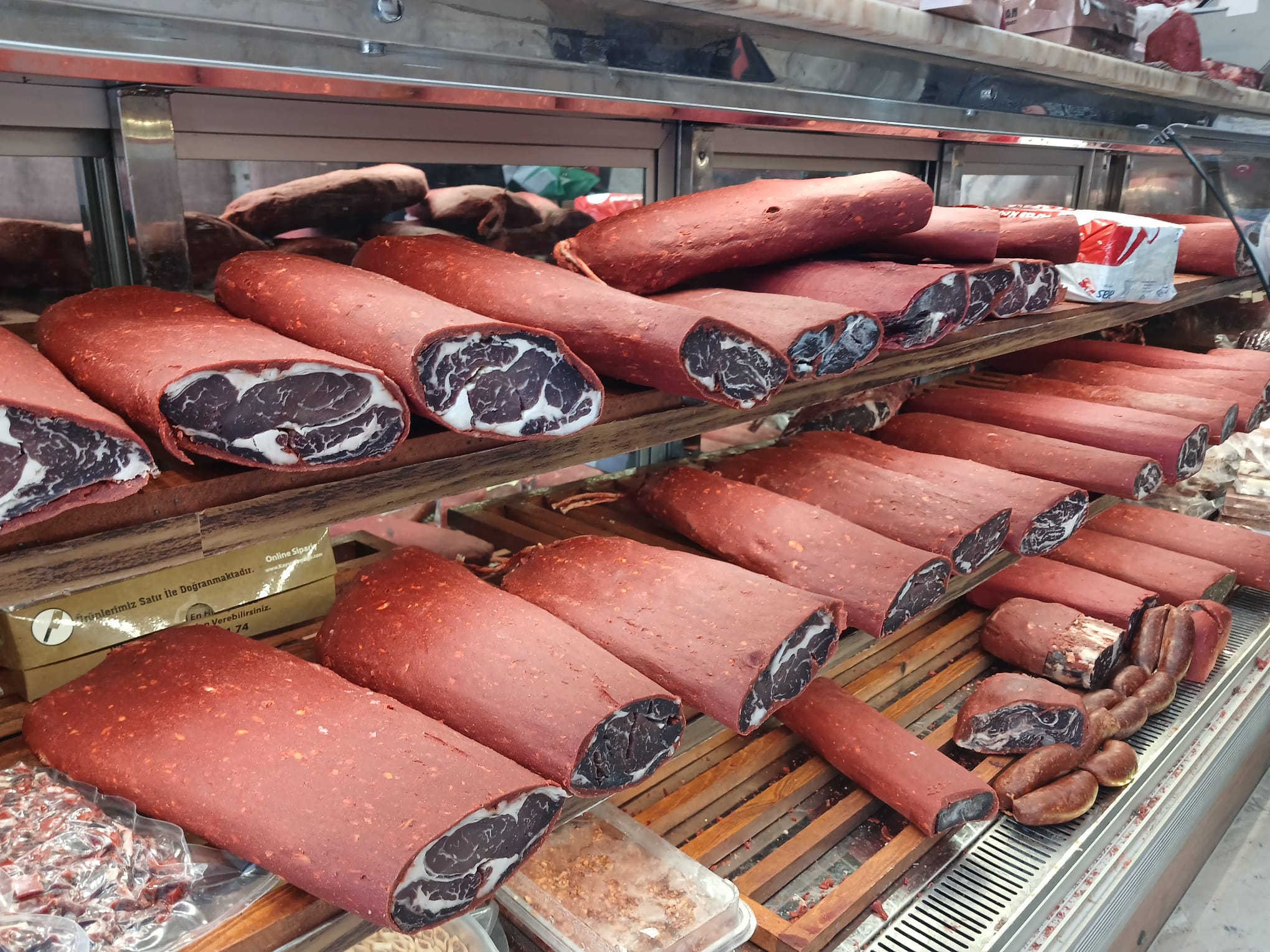 Kayseri’de Ramazan ayının gelmesiyle birlikte iftar ve sahur sofralarının vazgeçilmez