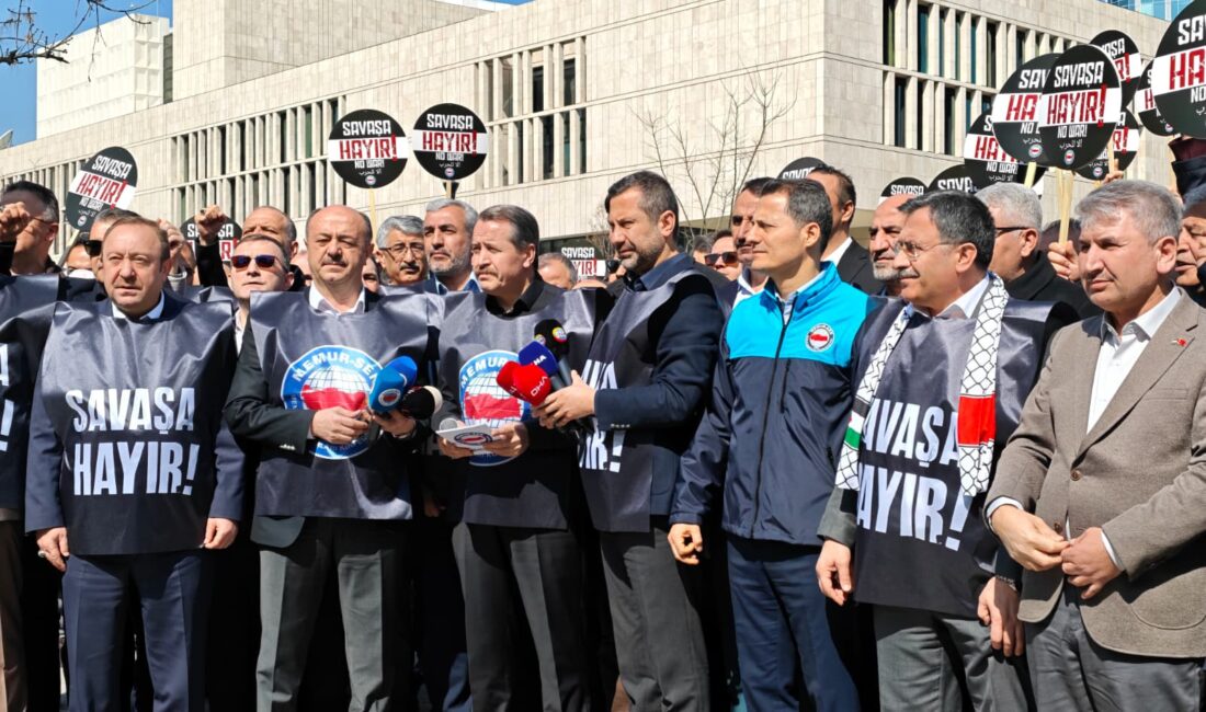 Memur-Sen üyeleri, ABD ve İsrail’in İran’a yönelik gerçekleştirdiği saldırıları protesto