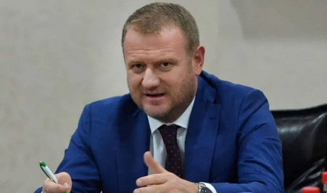 Cumhurbaşkanı Erdoğan’ın Şiddetle Mücadele Vizyonu Yol Haritası Oldu Radyo ve