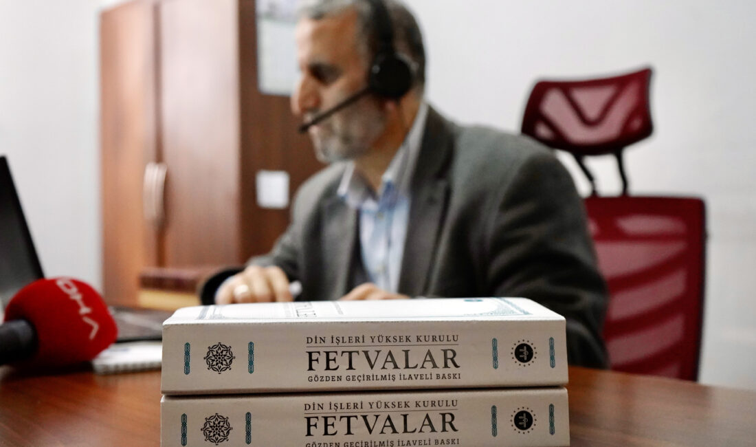 Ramazan ayının gelişiyle birlikte vatandaşların dini konulardaki sorularını yanıtlayan “Alo
