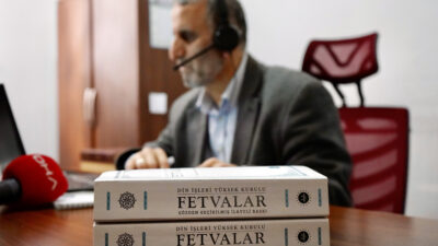 Ramazan ayının gelişiyle birlikte vatandaşların dini konulardaki sorularını yanıtlayan “Alo