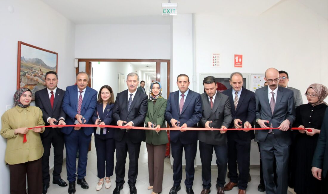 Ağrı İbrahim Çeçen Üniversitesi bünyesinde kurulan Zebra Balığı Translasyonel Tıp