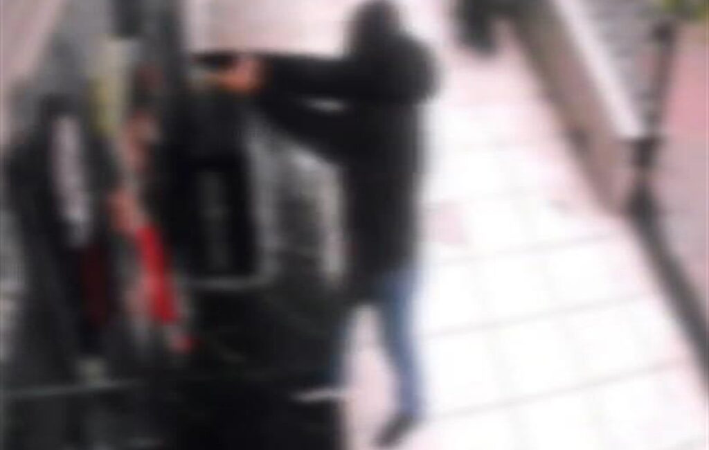 Esenyurt’ta tartıştığı kişinin iş yerine silahlı saldırı düzenleyen şüpheli, polisin