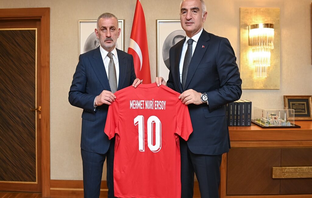 Kültür ve Turizm Bakanı Mehmet Nuri Ersoy, Türkiye Futbol Federasyonu