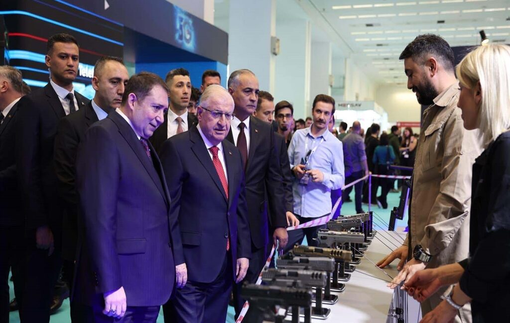 Milli Savunma Bakanı Yaşar Güler, Ankara’da düzenlenen 8. Verimlilik ve
