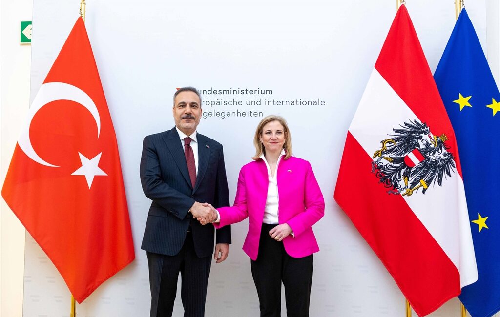 Dışişleri Bakanı Hakan Fidan, resmi temaslarda bulunmak üzere gittiği Avusturya’nın