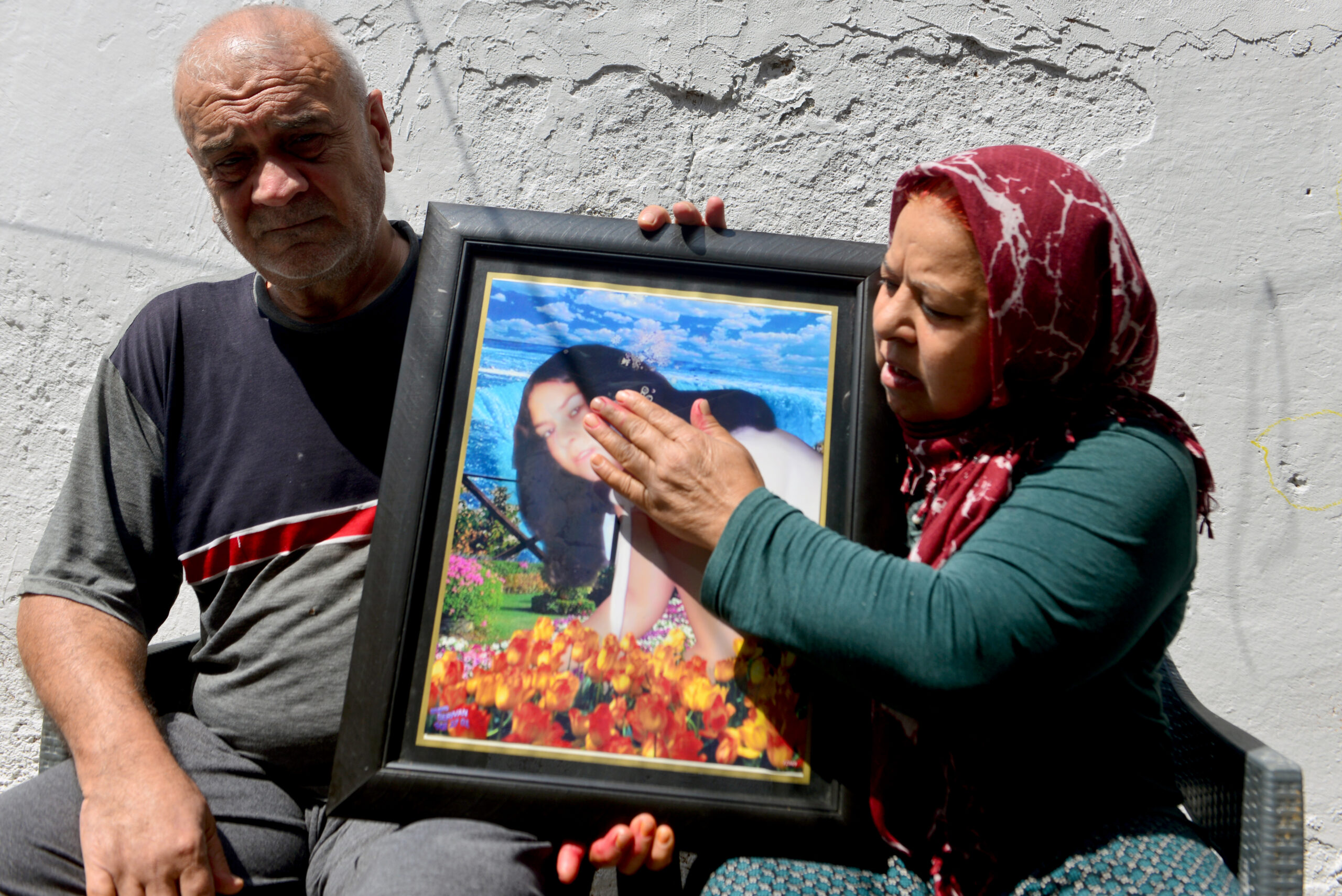Adana’da 2010 yılında elleri plastik kelepçeyle arkadan bağlanmış halde sulama
