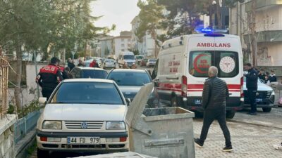 Malatya’nın Yeşilyurt ilçesi Zaviye Mahallesi Ebe Sokak’ta çıkan kavgada 2