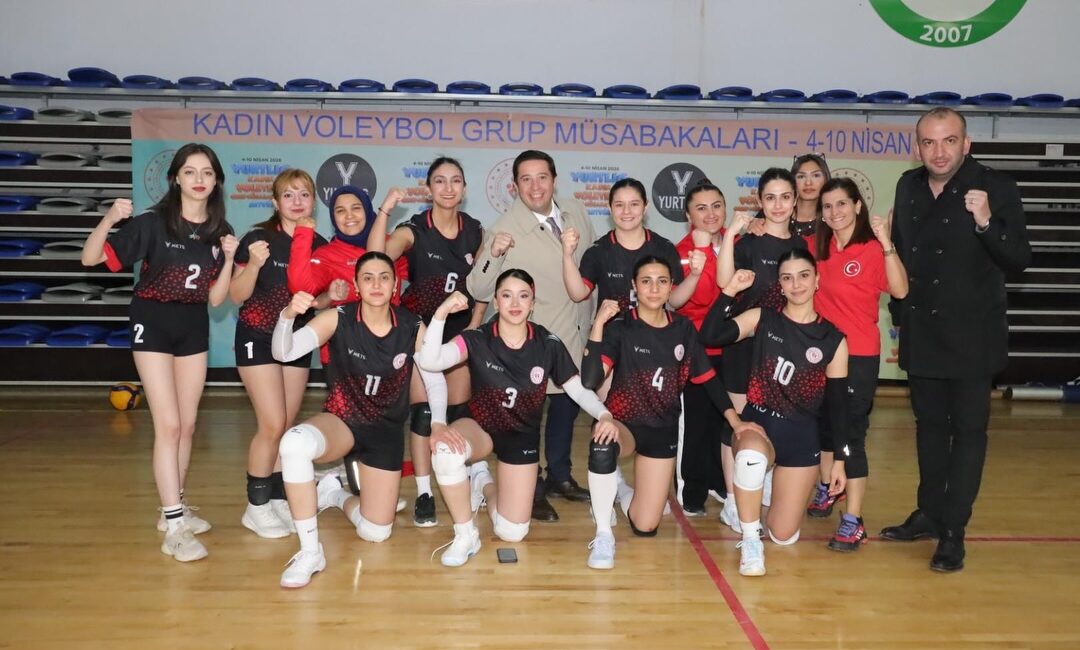 YURTLİG Voleybol Grup Müsabakaları’nda mücadele eden Kars temsilcisi, sahaya yansıttığı