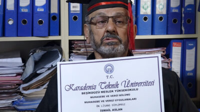 Trabzon’un Akçaabat ilçesinde yaşayan 77 yaşındaki arzuhalci İsmail Aslan, ilerleyen