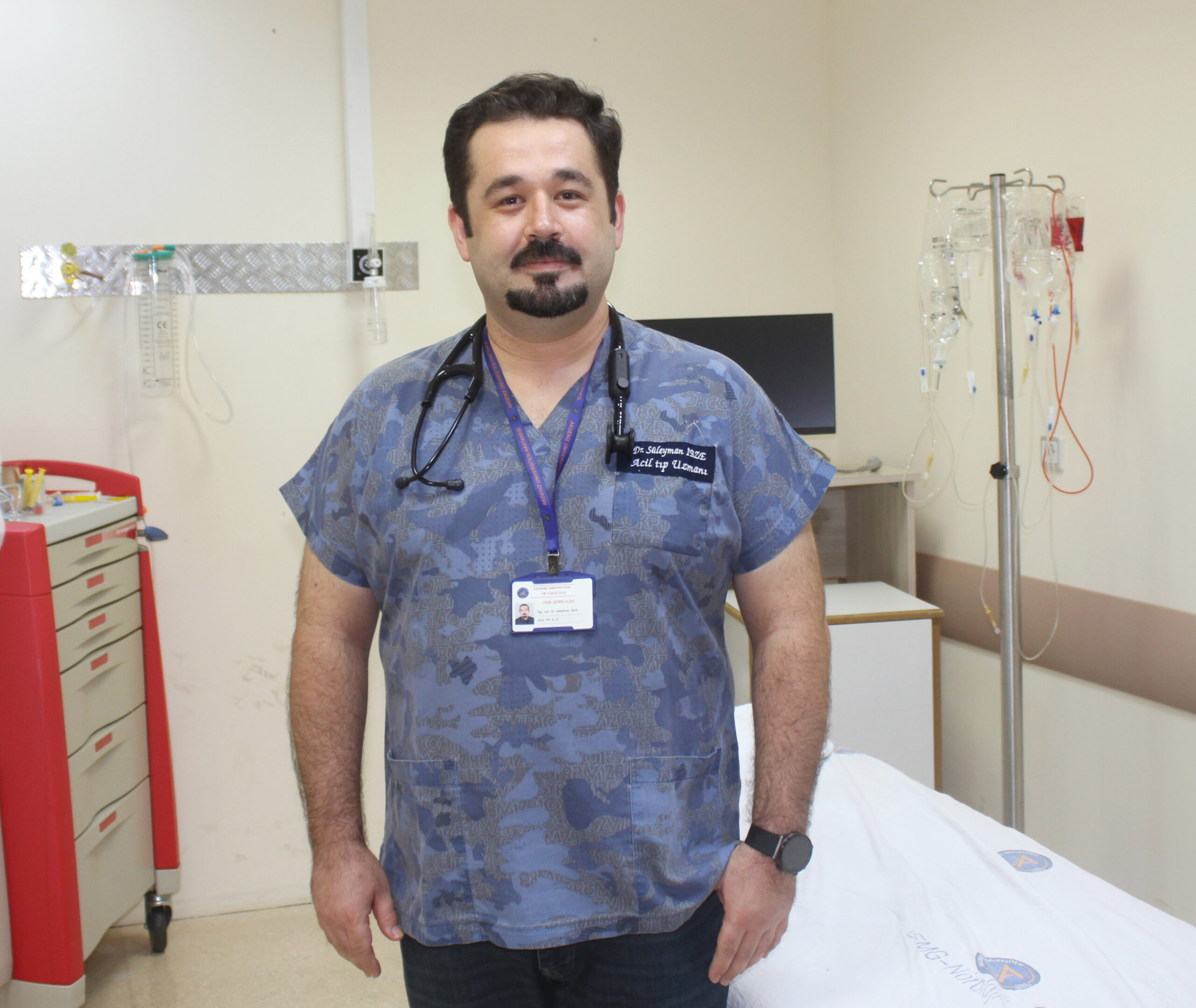 Antalya Akdeniz Üniversitesi (AÜ) Tıp Fakültesi Acil Tıp Anabilim Dalı