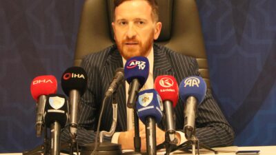 Erzurumspor FK Başkanı Ahmet Dal, 1’inci Lig’de elde edilen şampiyonluğun