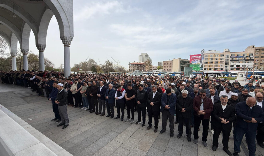 Kahramanmaraş’ın Onikişubat ilçesindeki bir ortaokulda gerçekleştirilen silahlı saldırıda hayatını kaybeden