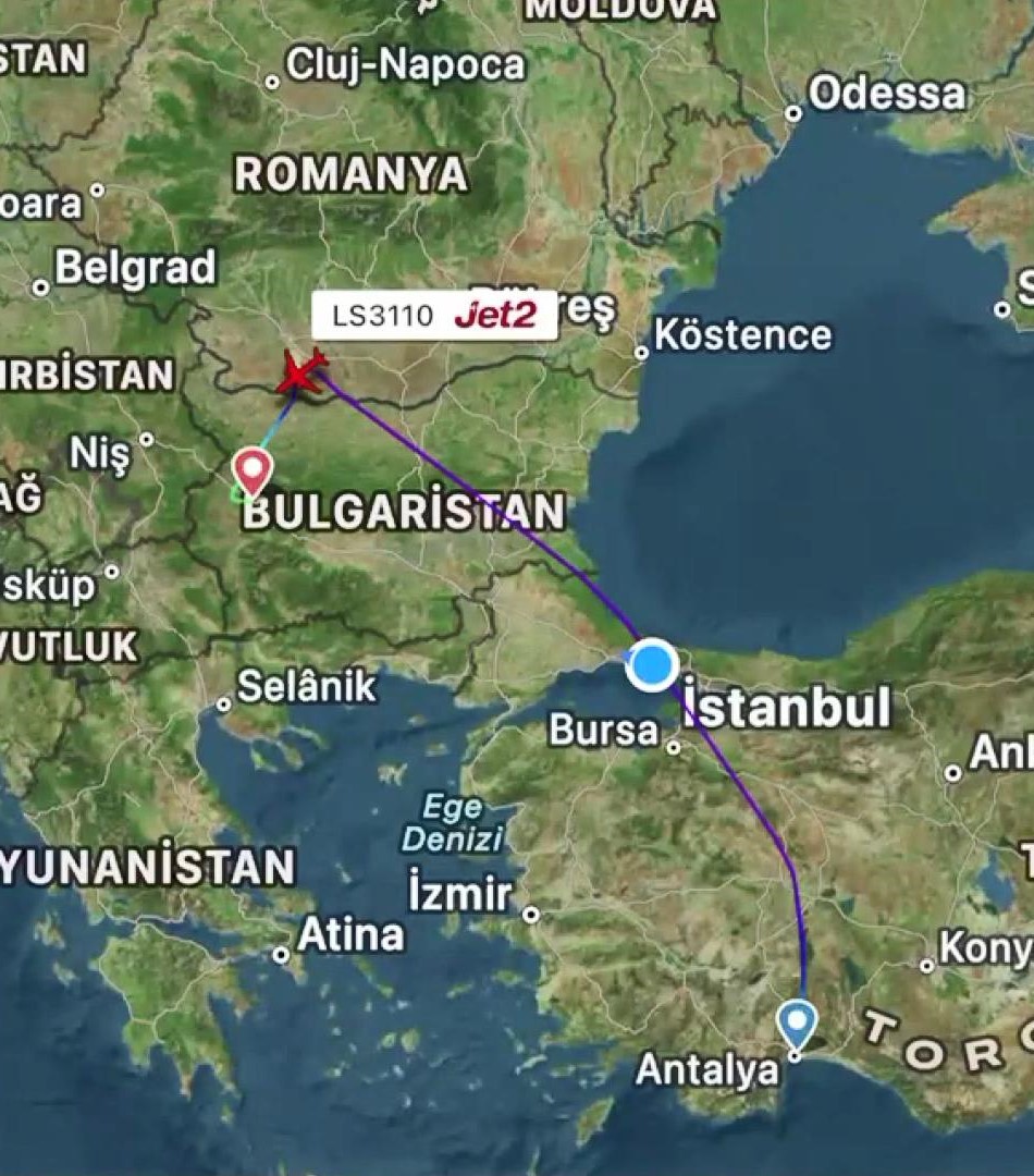 Antalya’dan Londra’ya gitmek üzere havalanan yolcu uçağında, bazı yolcuların uçuş