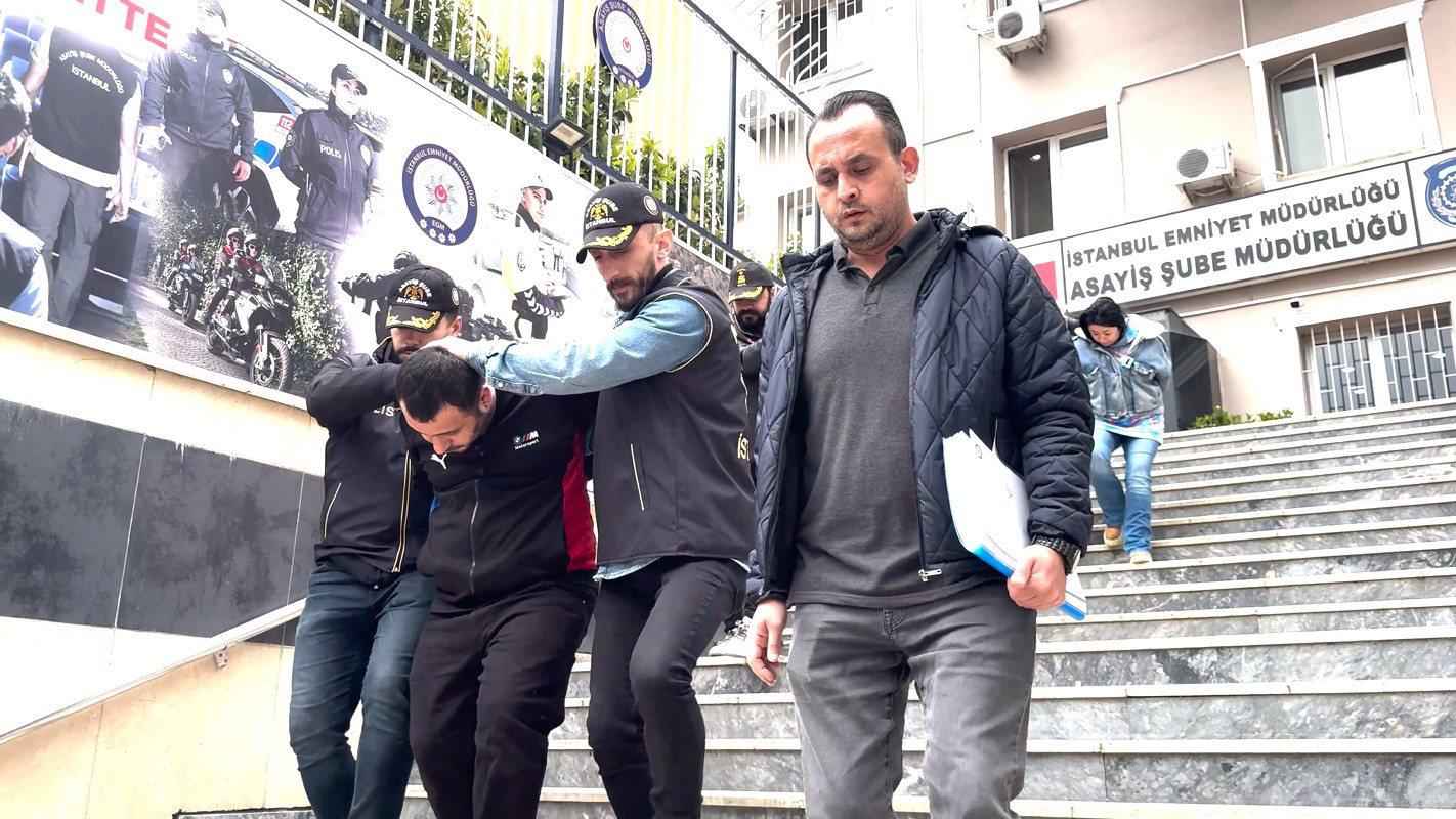 İstanbul Avcılar’da arkadaşı Mustafa Arancı’yı (41) iş yerinde silahla vurarak