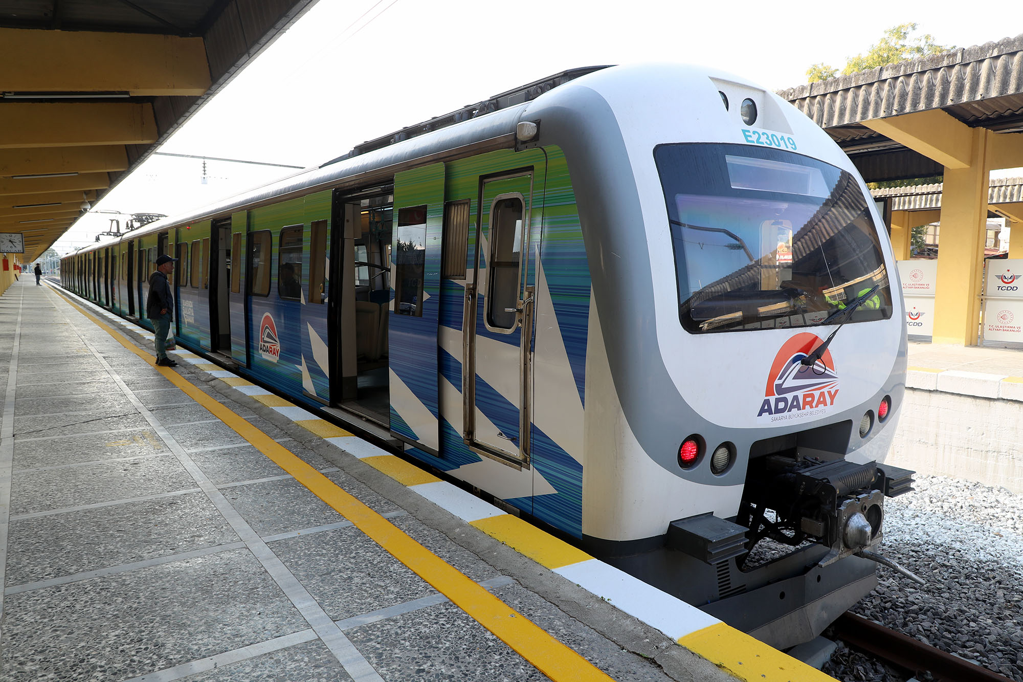 Sakarya Büyükşehir Belediye Başkanı Yusuf Alemdar, Adapazarı ile Hendek ilçeleri