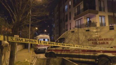 İstanbul Çekmeköy’de cinnet getiren bir şahıs, tartıştığı annesini ve ağabeyini