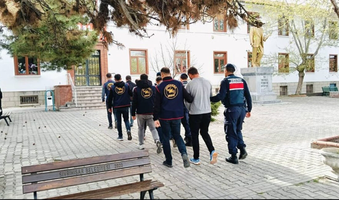 Eskişehir’in Sivrihisar ilçesinde, ahırda görevli çobanları Ankara’ya hamama götürerek oyalayan