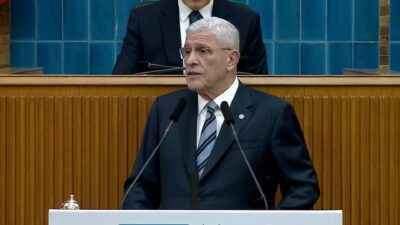 İYİ Parti Genel Başkanı Müsavat Dervişoğlu, TBMM’de düzenlenen grup toplantısında