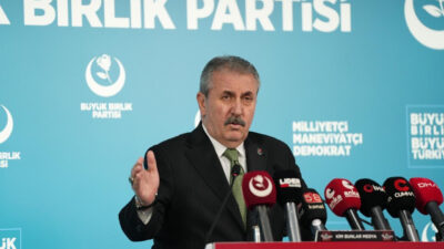 Büyük Birlik Partisi (BBP) Genel Başkanı Mustafa Destici, İsrail’in Lübnan’a