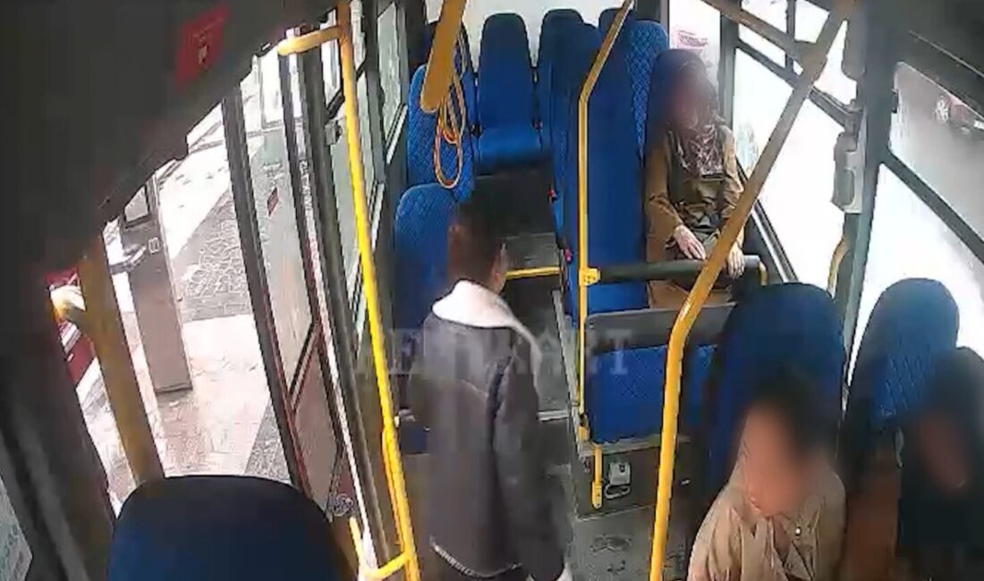 Düzce’de halk otobüsü şoförü Cemalettin Bozkurt, durakta beklediği sırada fenalaşan