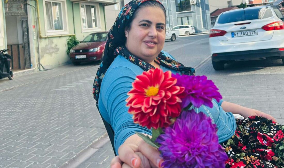 Çanakkale’nin Ezine ilçesinde, eski eşi Şerife A.’yı (37) çalıştığı iş