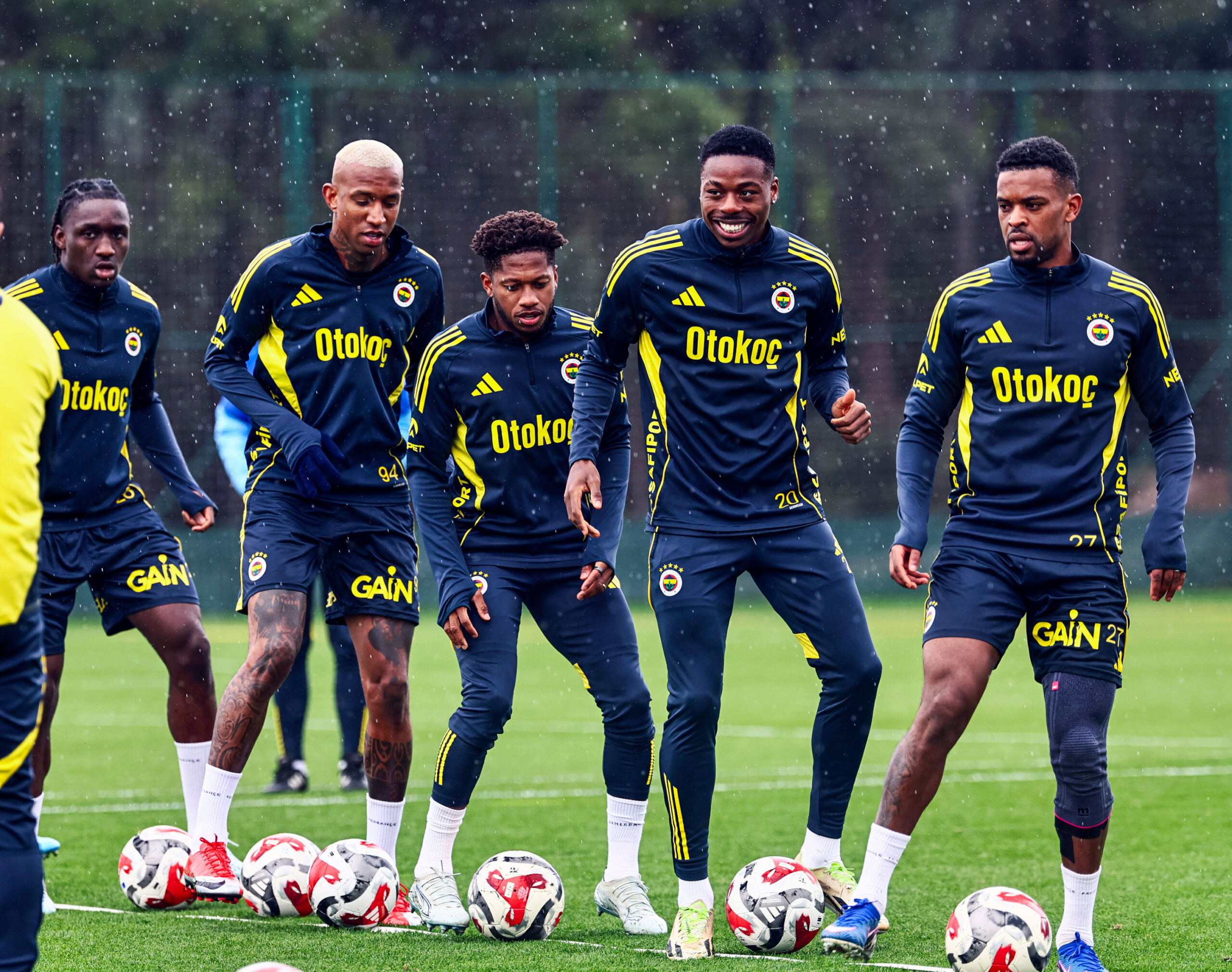 Fenerbahçe, Trendyol Süper Lig’in 29’uncu haftasında yarın deplasmanda oynayacağı Zecorner