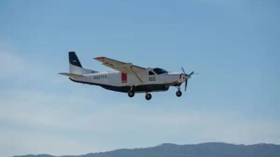 Güney Sudan’ın başkenti Juba yakınlarında Cessna 208 Caravan tipi yolcu