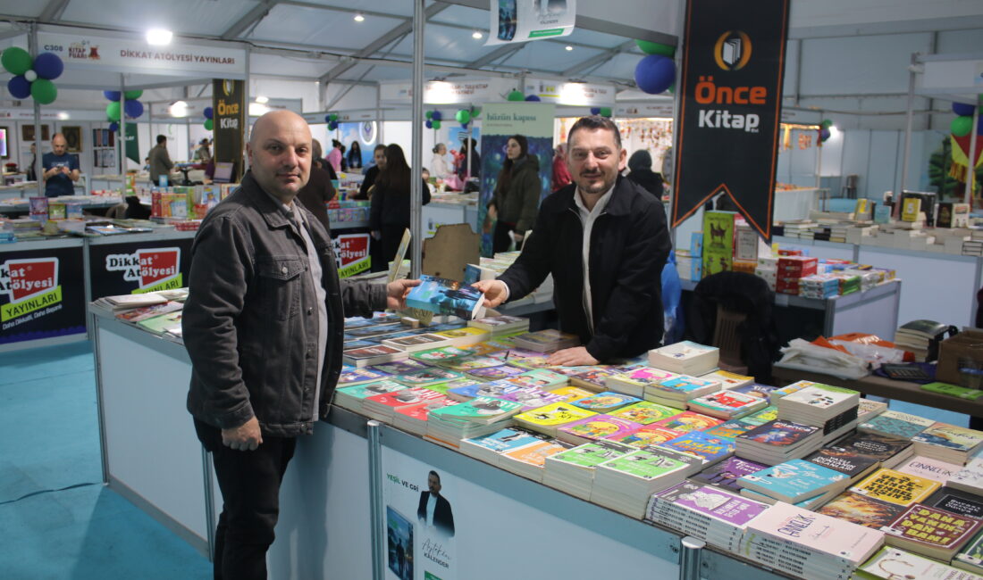 Rizeli gazeteci Aytekin Kalender, haber çalışması için gittiği bir köyde