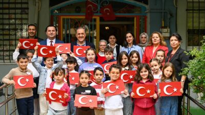 Safalı Yılmaz Tüzünataç Çocuk Kütüphanesi Renkli Etkinliğe Ev Sahipliği Yaptı