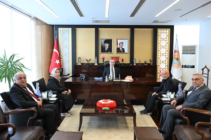 DENİZLİ / TEKHA Denizli Valisi Yavuz Selim Köşger, kentteki sivil