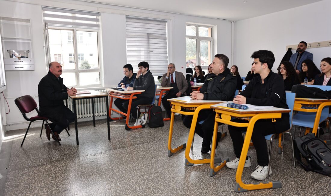 ÇORUM / TEKHA Çorum Valisi Ali Çalgan, eğitim kurumlarındaki huzur